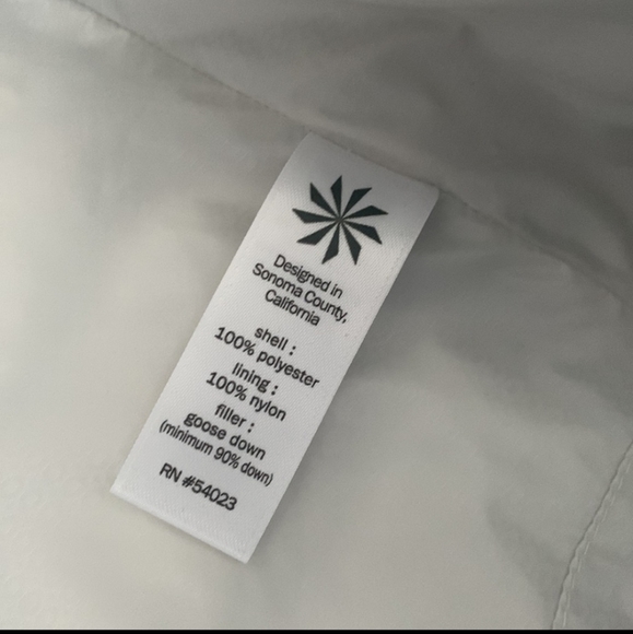 Athleta Puffer Goose Down Altitude Vest Size Large - Picture 10 of 11